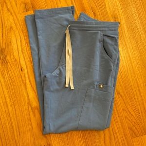 Figs ceil blue yola xs petite